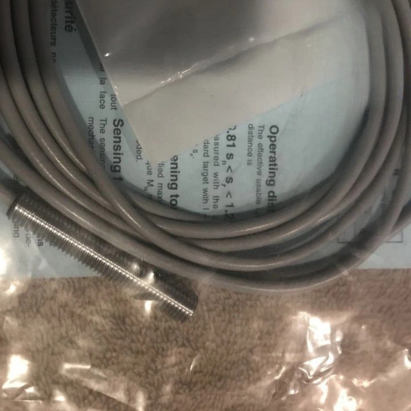 DW-AD-501-M8 sensors proximity switches For Contrinex