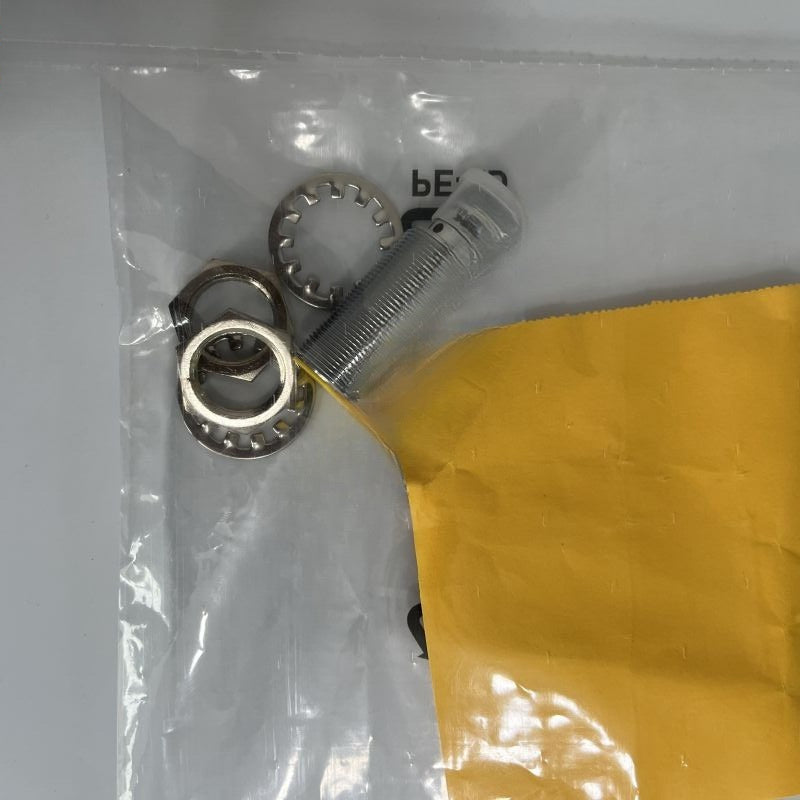 10-30VDC 200mA For TURCK BI8U-EM18WD-AP6X-H1141 Proximity Switch Sensor PNP