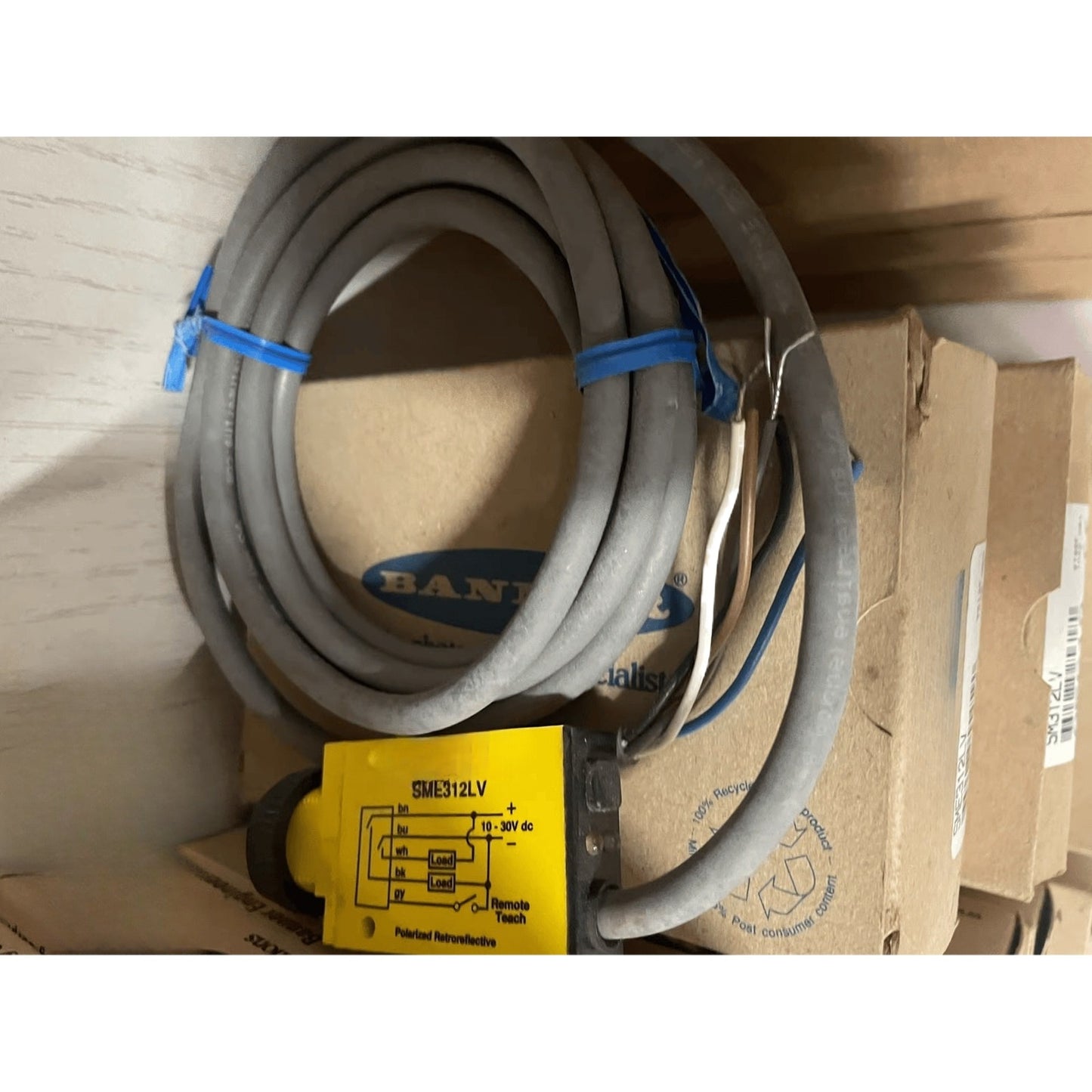 SME312LV Photoelectric sensor switches for Banner