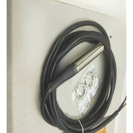 1PCS  IF6043 Proximity Switch Sensor for  IFM