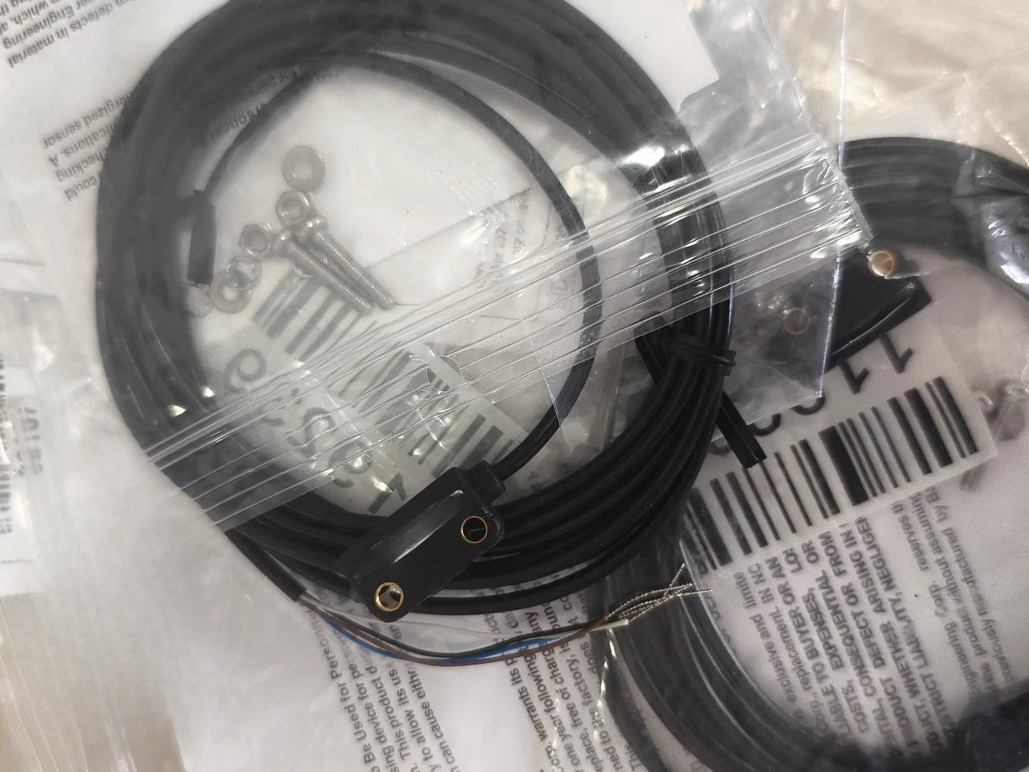 DQ12AB6FF30 Photoelectric sensor switches for Banner