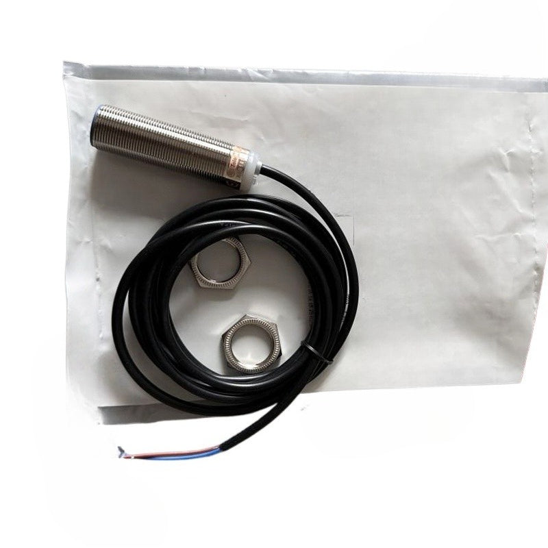 Inductive Proximity Switch 24-240V 200mA 8mm  XS618B1MAL2