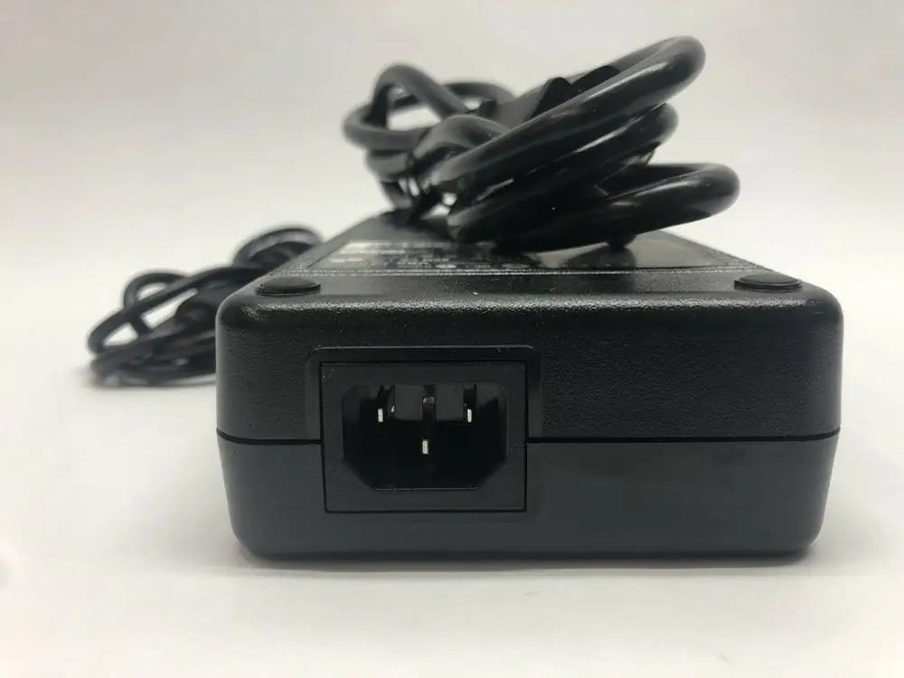 New 230W 19.5V 11.8A AC Adapter fit for HP HSTNN-DA12 609946-001 608432-003