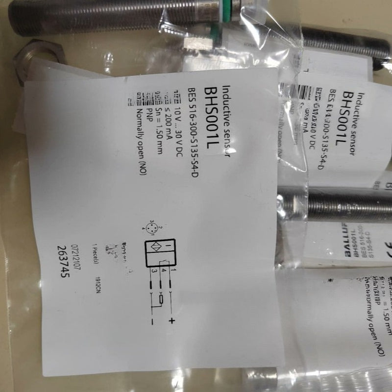 1pcs BHS001L (BES 516-300-S135-S4-D) sensors for BALLUFF