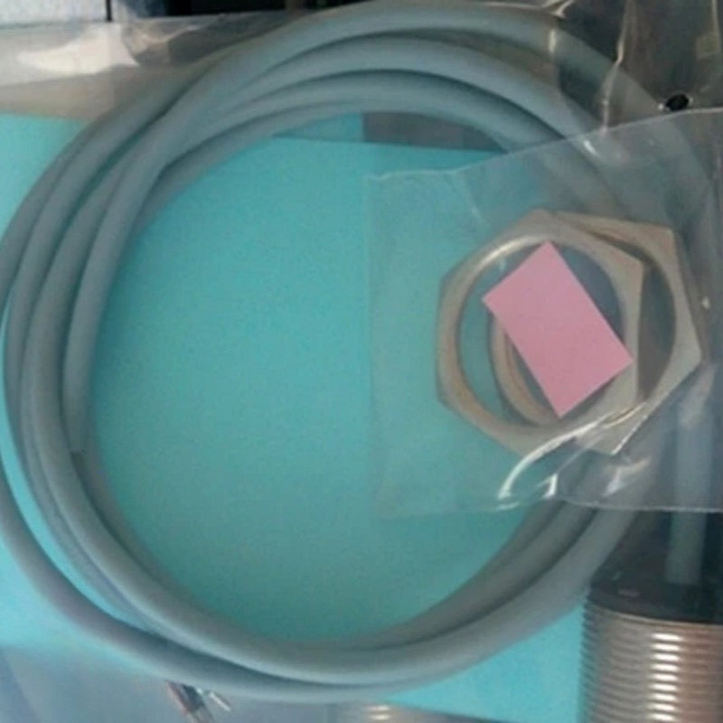 DW-AD-603-M30 sensors proximity switches For Contrinex