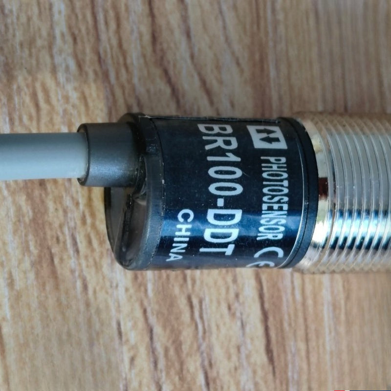 pressure switch BR100-DDT BR100DDT 12-24VDC For Autonics