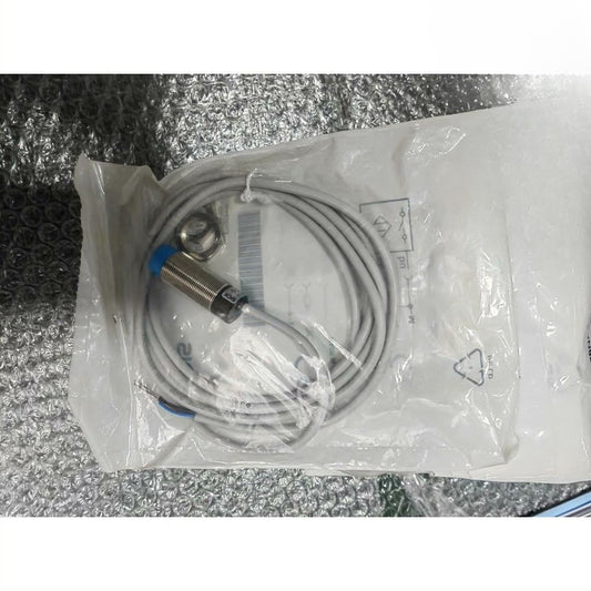 1pcs  IM18-08NPS-ZW1 sensors proximity switches for SICK