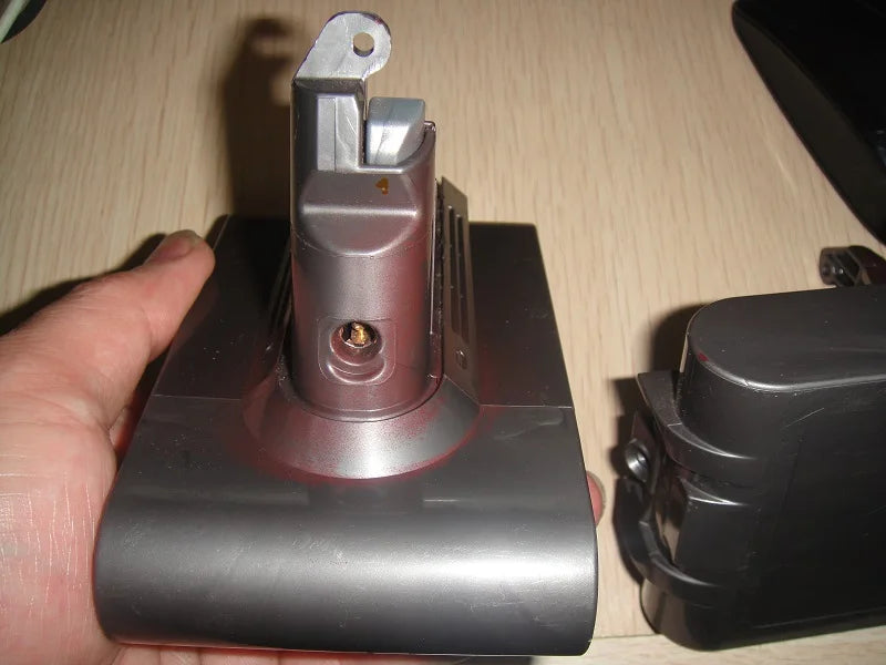 lithium battery For Dyson vacuum cleaner DC58 DC59 DC61 DC62 DC72 DC74 V6 nickel manganese chromium lithium battery