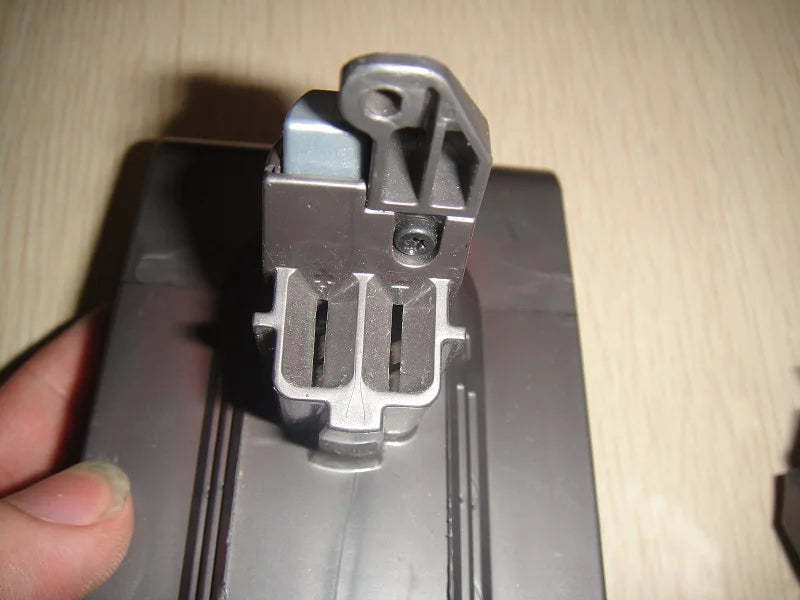 lithium battery For Dyson vacuum cleaner DC58 DC59 DC61 DC62 DC72 DC74 V6 nickel manganese chromium lithium battery