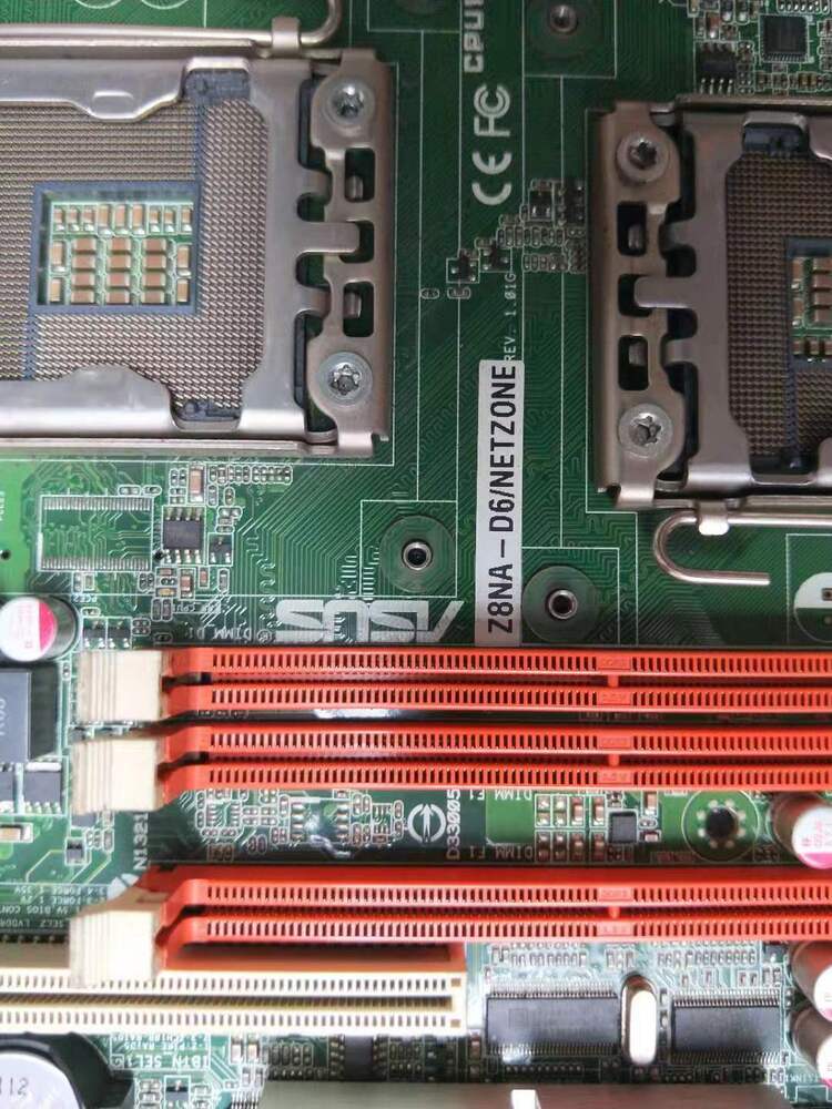 Original ASUS Z8NA-D6 Motherboard LGA 1366 Intel 5500 VGA USB RJ-45 Server