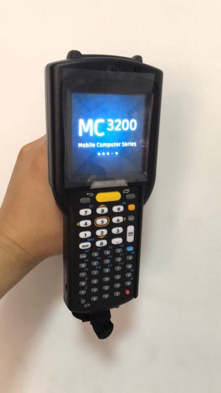 Motorola / Symbol MC32N0 -GL4HAHEIA One-dimensional with handle 48-key data collector, warehouse logistics PDA